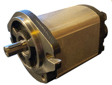 Load image into Gallery viewer, Hydraulic Gear Motor or Pump 8 cc/rev (0.732 in3/rev) rear ports bi-direction SAE A mount