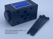 Load image into Gallery viewer, HYDRAULIC NG6 D03  PORT CHECK VALVE WITH MOUNTING BOLTS