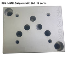 Load image into Gallery viewer, Sub plate D05 NG10 Cetop 5 Pattern for Mounting Hydraulic Valves Aluminum Anodized
