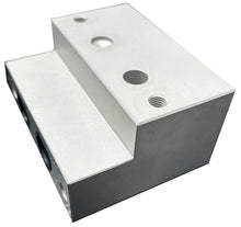 Cargar imagen en el visor de la galería, Valve Stacking 90 degree Block
